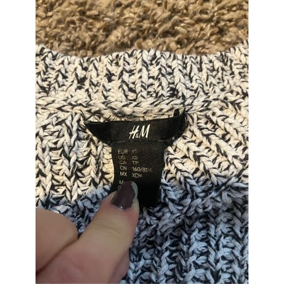 H&M sweater xs - Picture 4 of 4